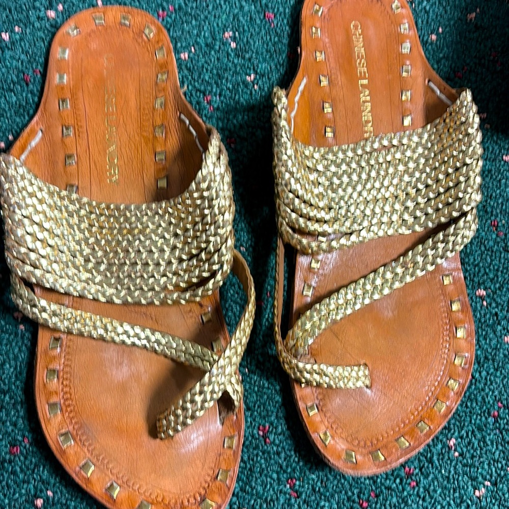 Woman’s slides size 10M